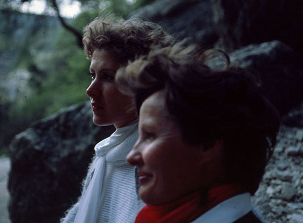 Renee-and-Martine-1985-1-42-595x439